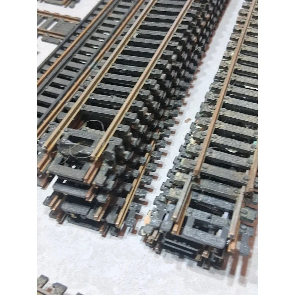 Vintage Lot Of 86 Pieces HO 1/87 Scale Train Brass Curved Straight Track Mixed